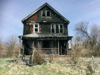 abandoned-house-in-detroit.jpg abandoned-house-in-detroit.jpg